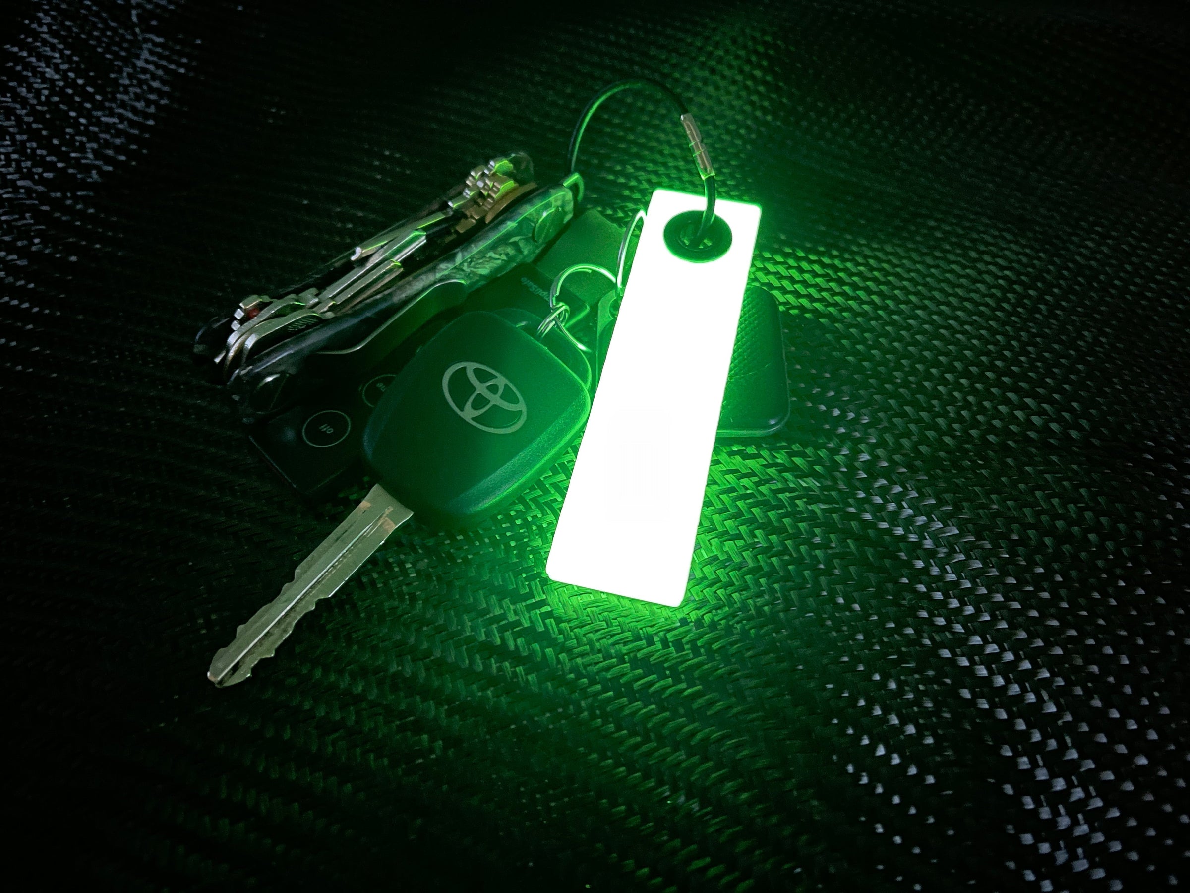 EDC keychains and quick release — ONE SHEAR®