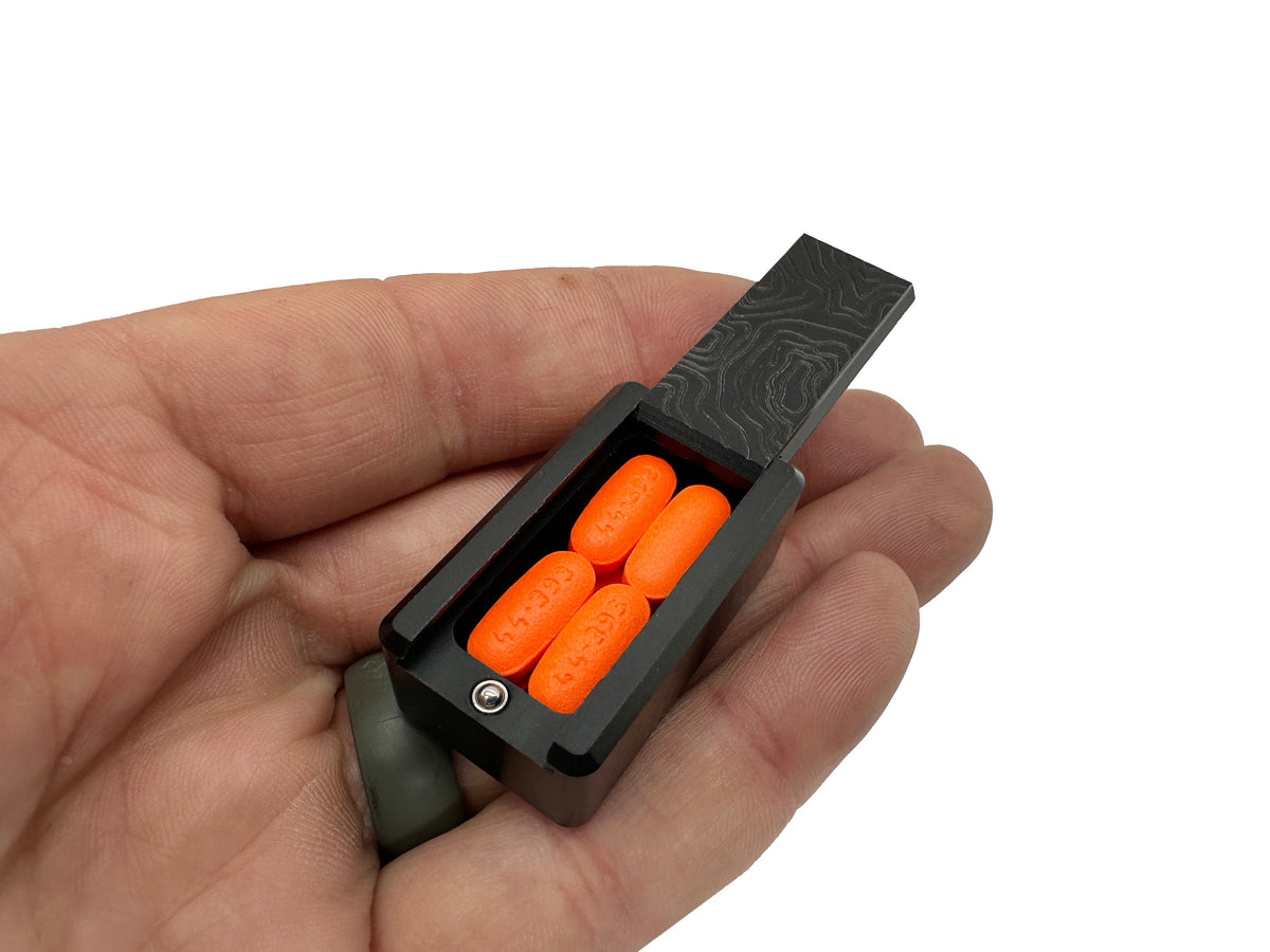 Pens and small essentials — ONE SHEAR®