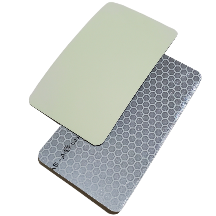 Sight Card - Field of Vision Amplifier for Signaling and Illumination