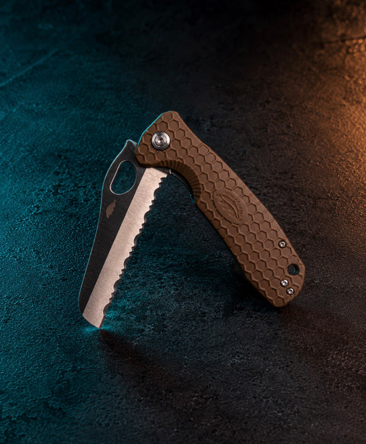 Honey Badger Knives | Large Rescue Knife - 8Cr13MoV Steel