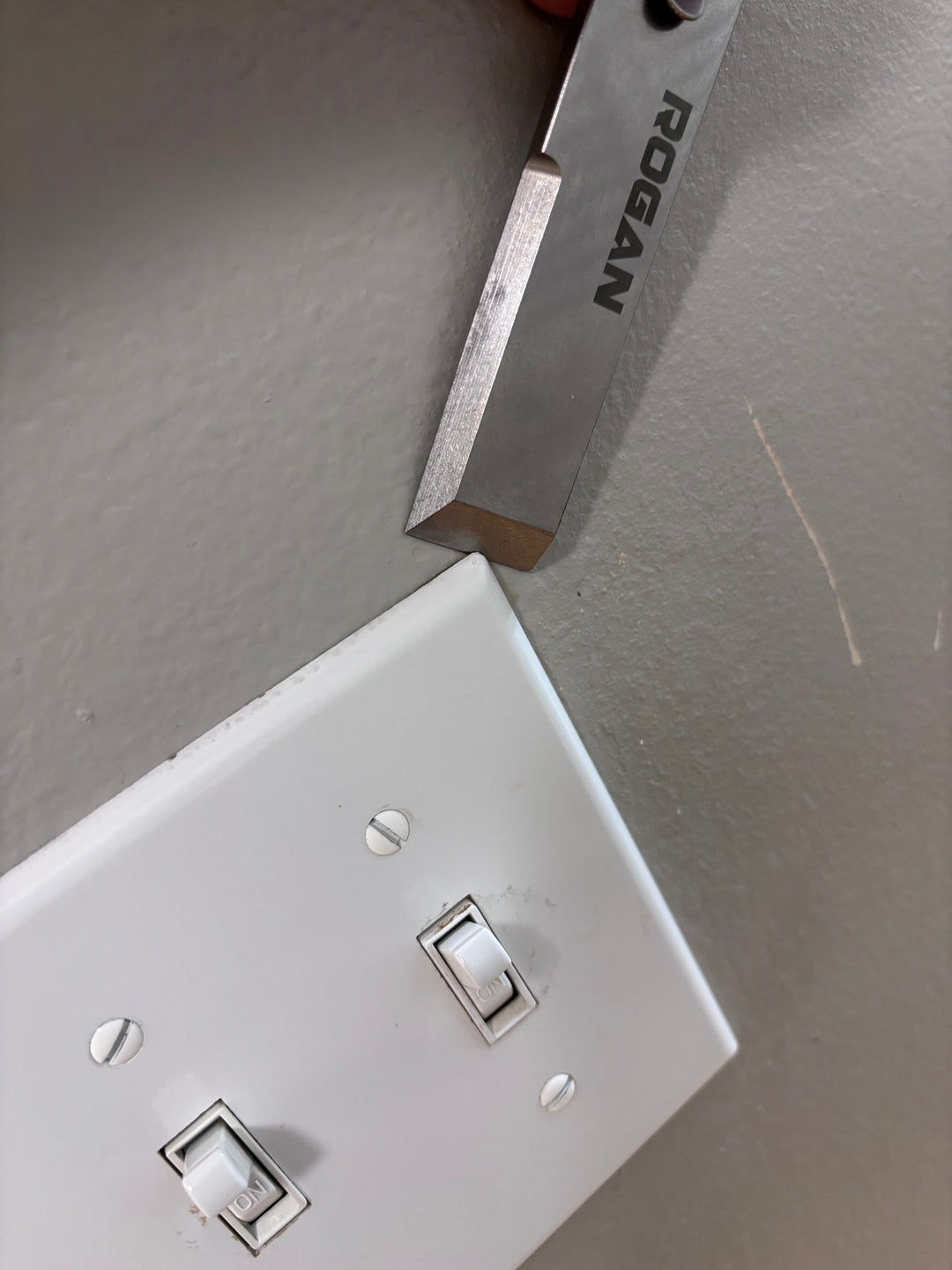 Rogan Pocket Tool (RPT) Pry Bar