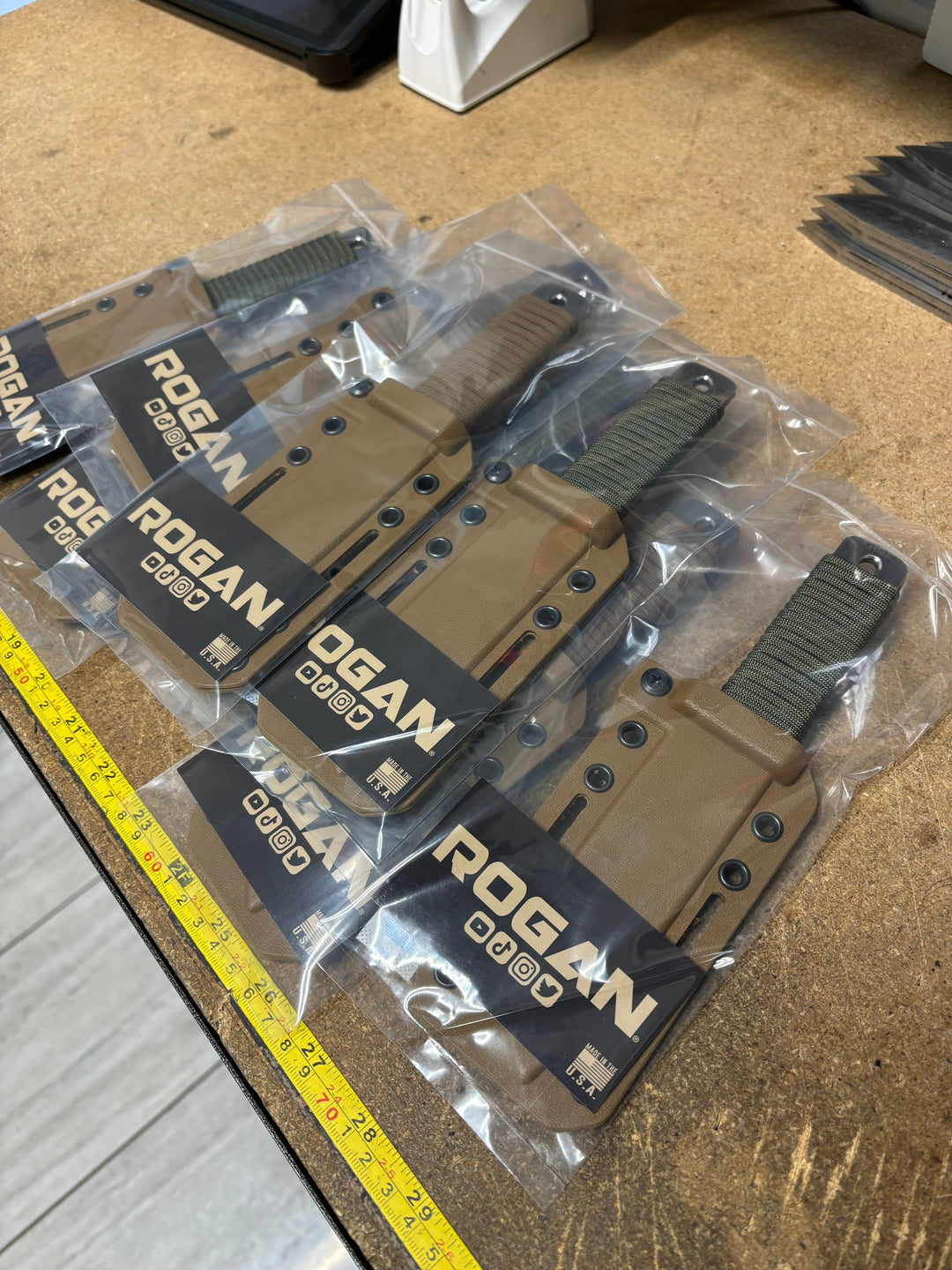 ROGAN Field Knife (Everglades Edition🐊 🐍🌴) comes with belt clip