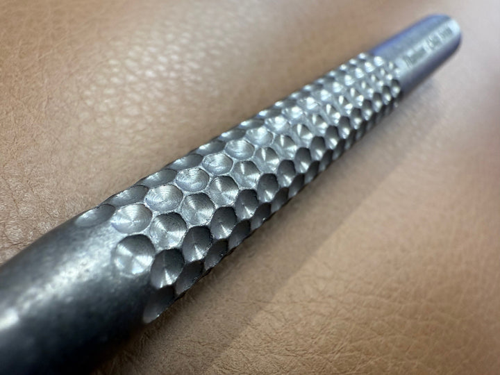 Minimalist Precision Grip - Titanium Screwdriver By Maratac®