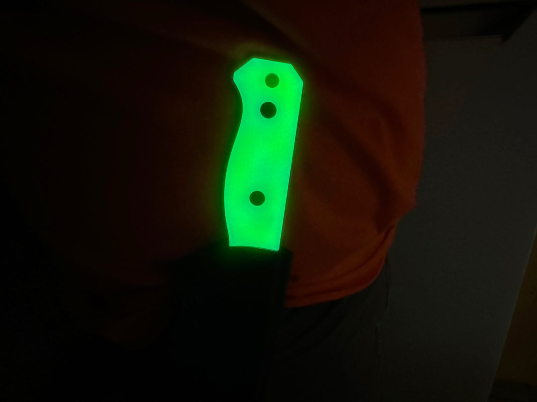 Compact R4A - Ready 4 Action Knife / D2 Fixed Blade ( UGM GLOW Scales ) 🔥 New 🔥