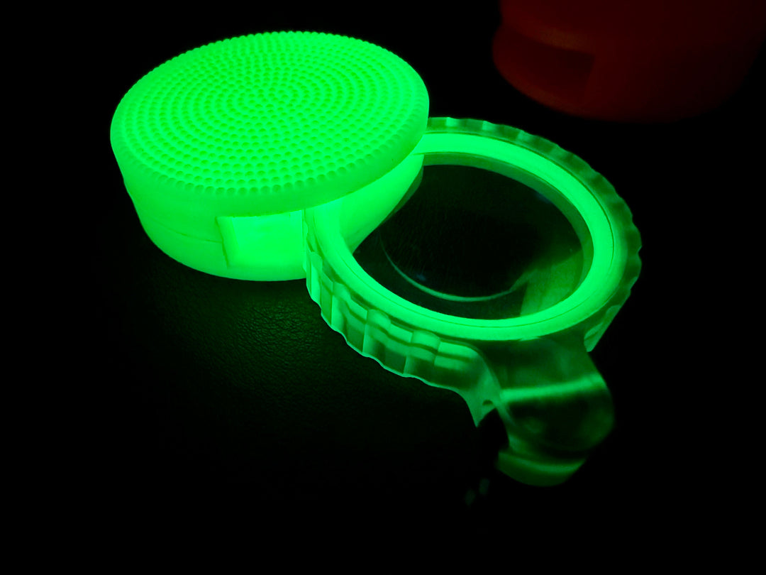 Polycarbonate Titan Zoom - Sapphire Pocket Magnifier by Maratac® 🔥 New 🔥