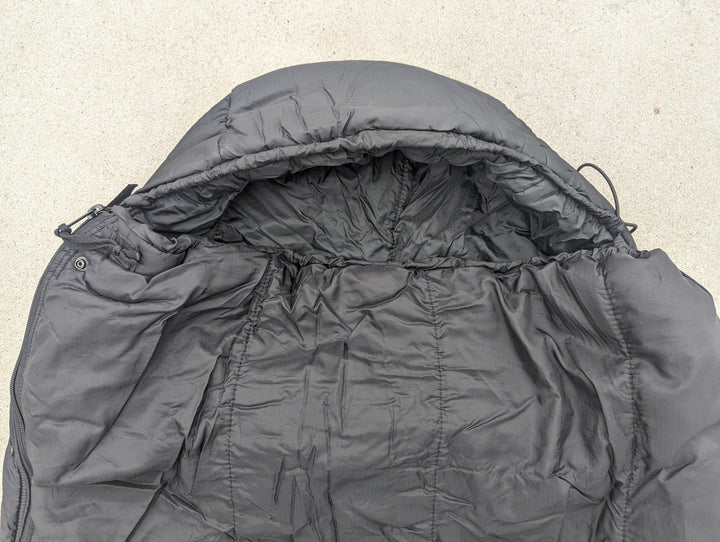 Intermediate Cold Weather Sleeping Bag - Black