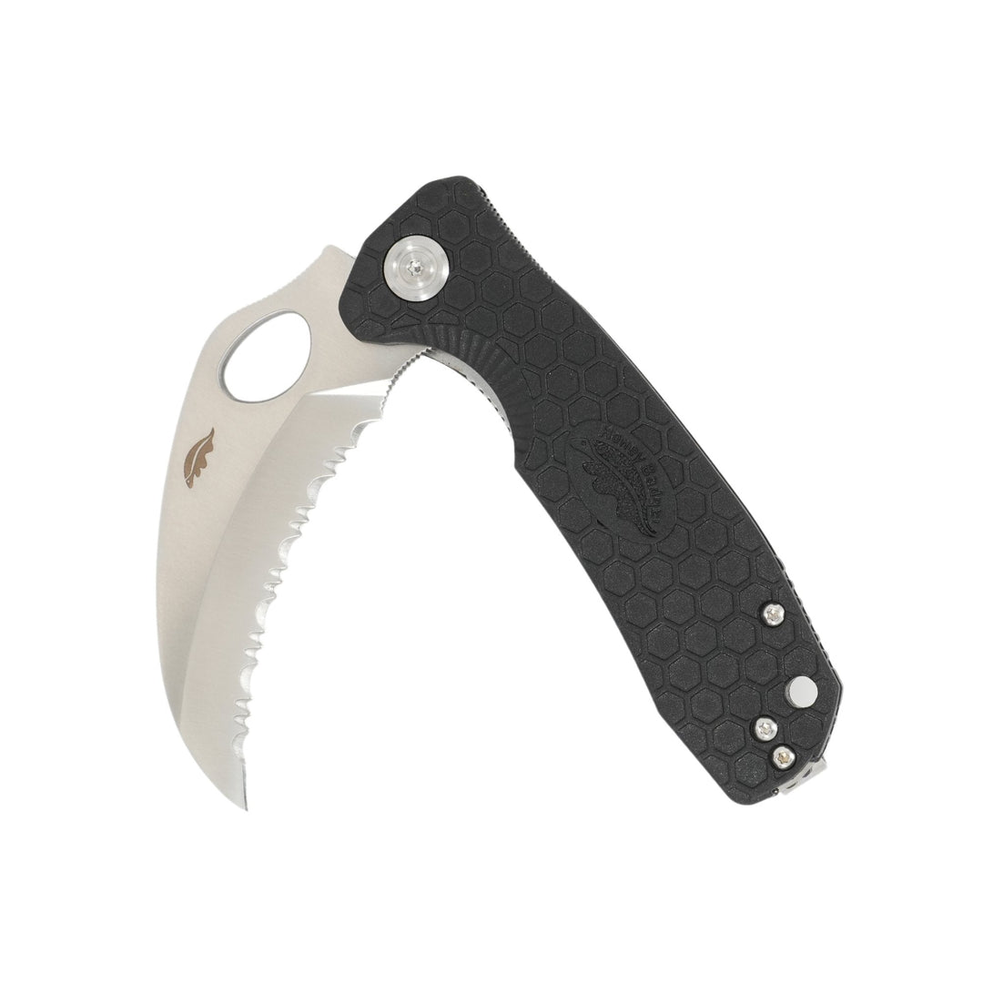HB1151 Small Claw Serrated Black - Front