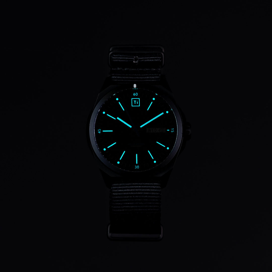 Ti Field Watch / Solar Driven / Black