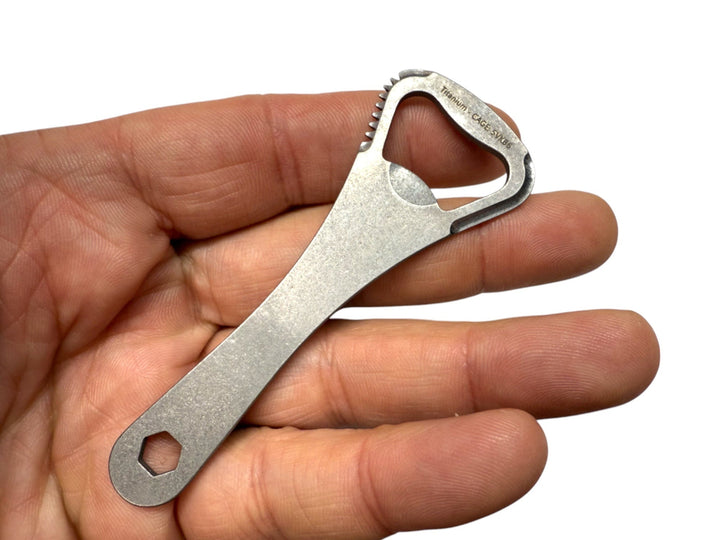 Titan War Claw Multi Tool- Maratac®