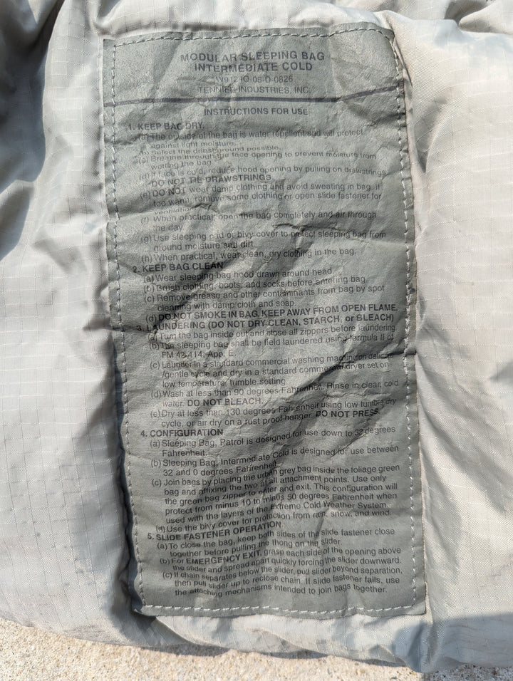 Intermediate Cold Weather Sleeping Bag - Gray